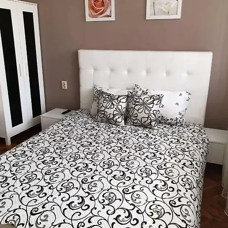 Kalina Apartment Ruse