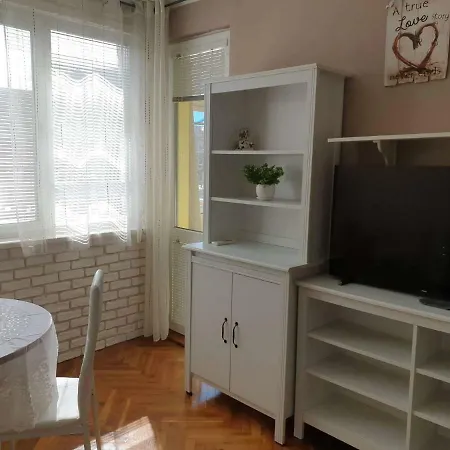 Apartment Kalina Ruse